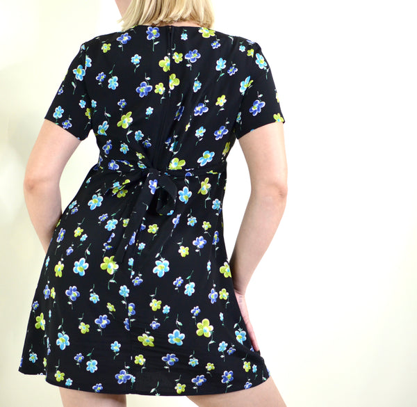 90s Black Floral Mini Short Sleeve Dress