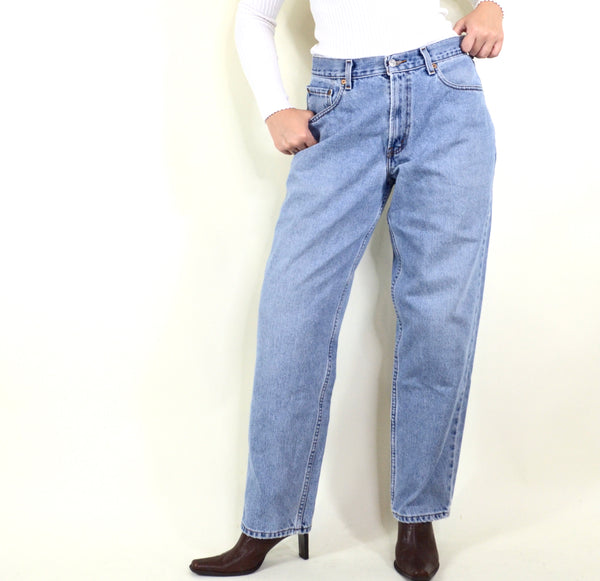 Vintage Levi's 560 Mom Jeans