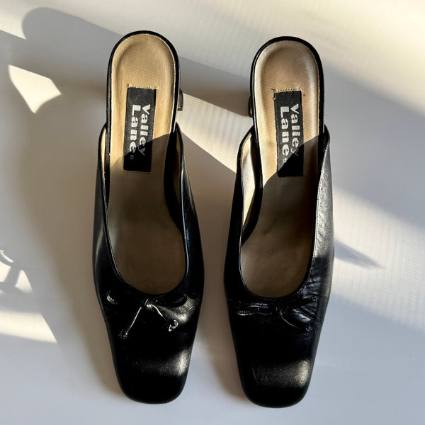 Valley Lane Vintage 90s Genuine Leather Mule Sandals&nbsp;