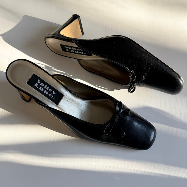Valley Lane Vintage 90s Genuine Leather Mule Sandals&nbsp;