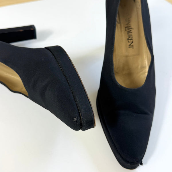 Yves Saint Laurent Black Vintage Pumps
