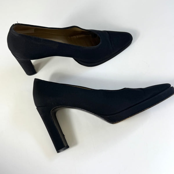 Yves Saint Laurent Black Vintage Pumps