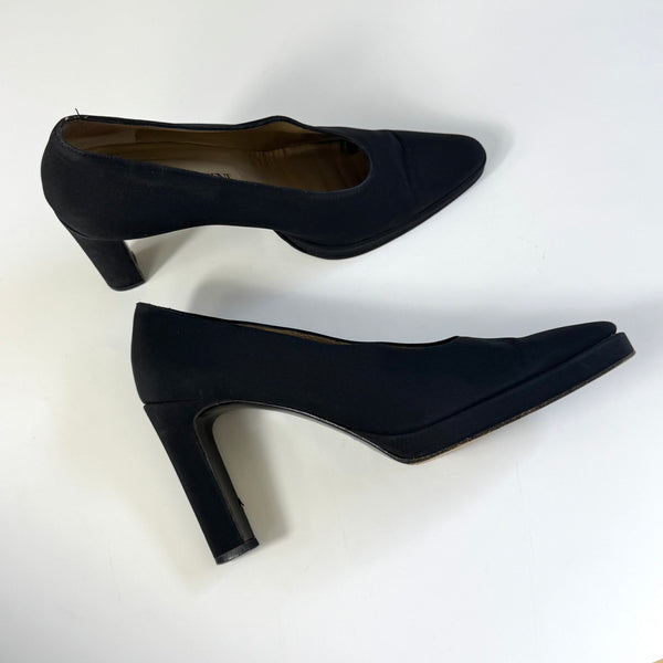 Yves Saint Laurent Black Vintage Pumps