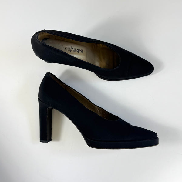 Yves Saint Laurent Black Vintage Pumps