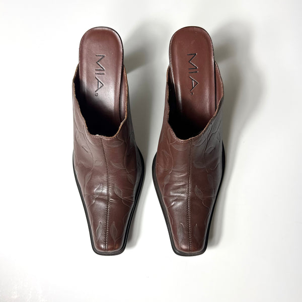 Leather Leaf Plant Print Vintage Brown Mules