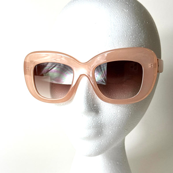 Oversized 70s Style Peach Sunglasses