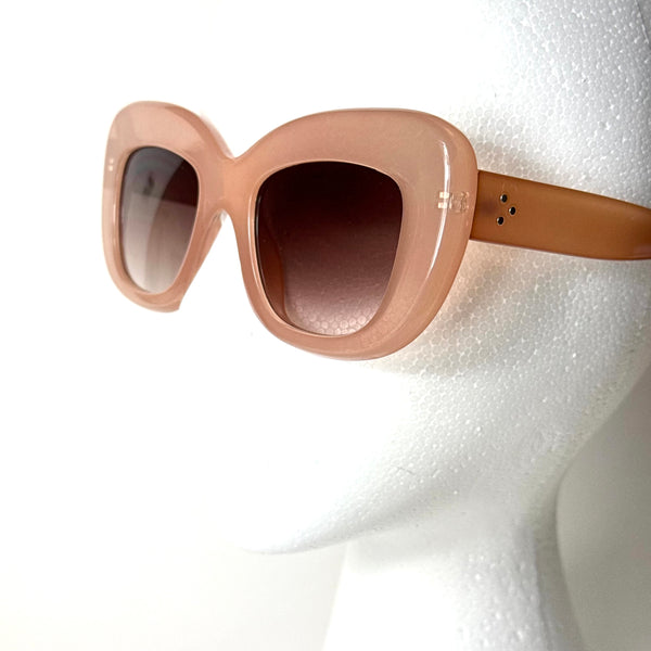 Oversized 70s Style Peach Sunglasses