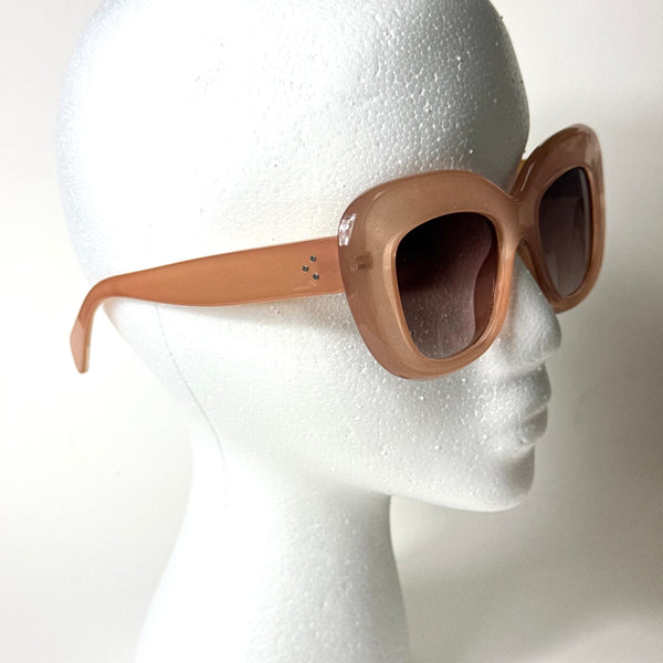 Oversized 70s Style Peach Sunglasses