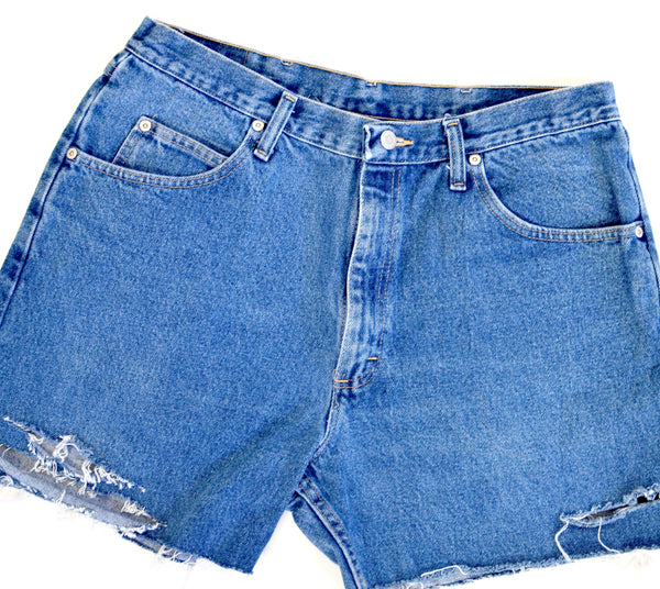 Vintage Wrangler High Waisted Blue Denim Shorts