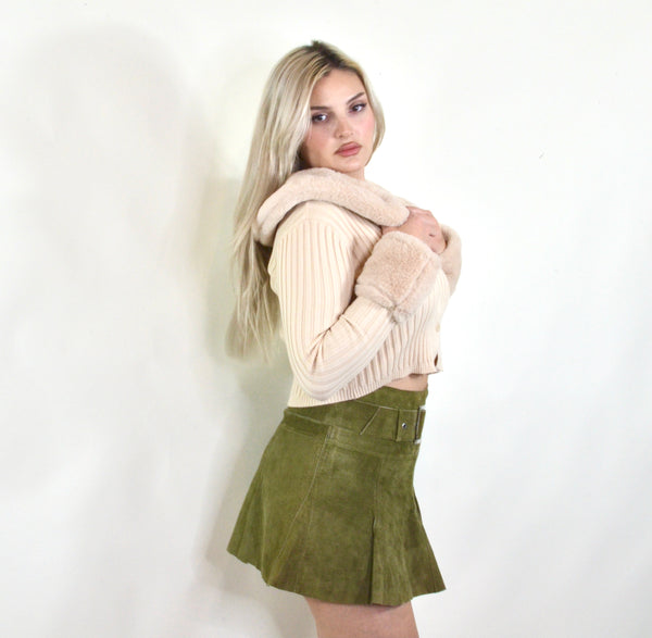 90s Style Beige Cropped Ribbed Cardigan